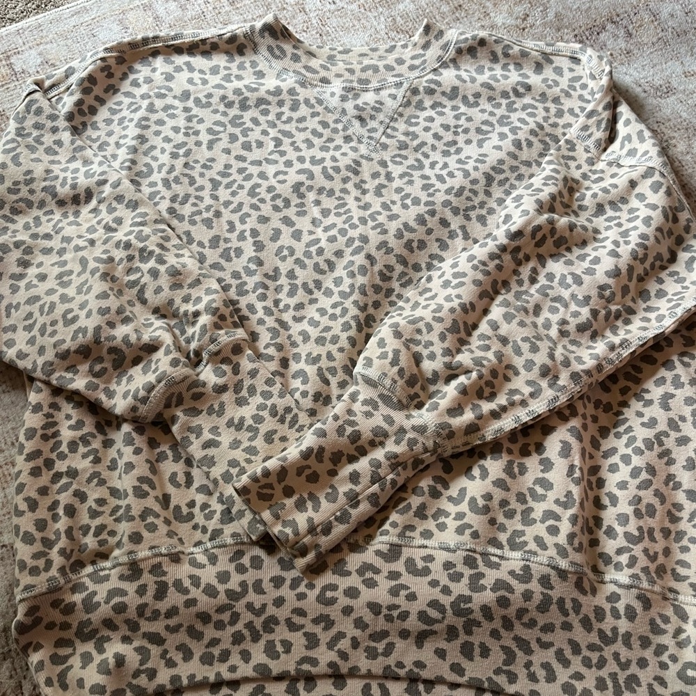 Abercrombie and Fitch leopard print beige sweater